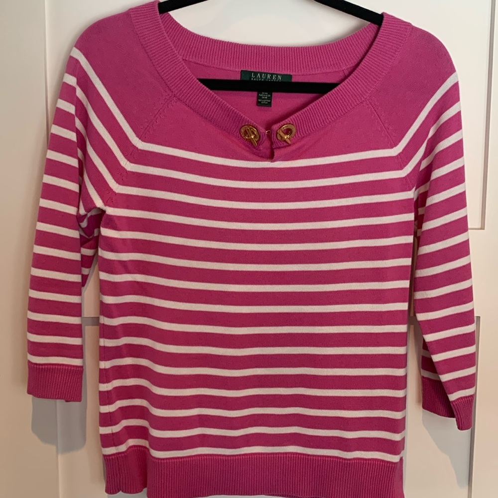 Ralph Lauren Sweater. 3/4 length sleeves Lovely toggle detailing at neck.